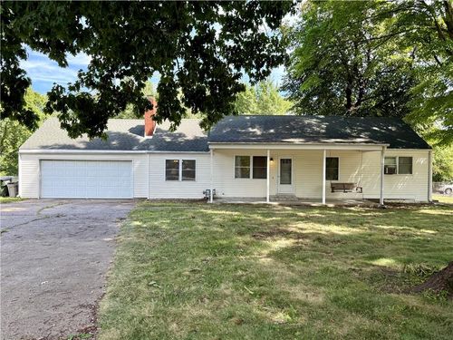 13227 Bennington Ave, Grandview, MO, 64030-3249 | Card Image