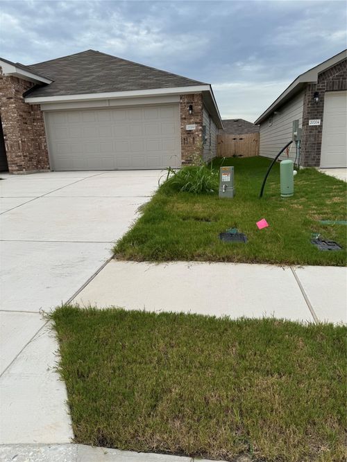 20200 Merkley Rd, Manor, TX, 78653-3044 | Card Image