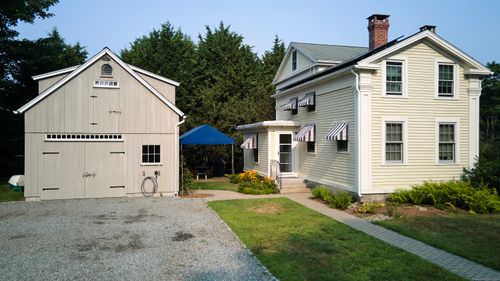 26 Main St, Groton, CT, 06340-5726 | Card Image