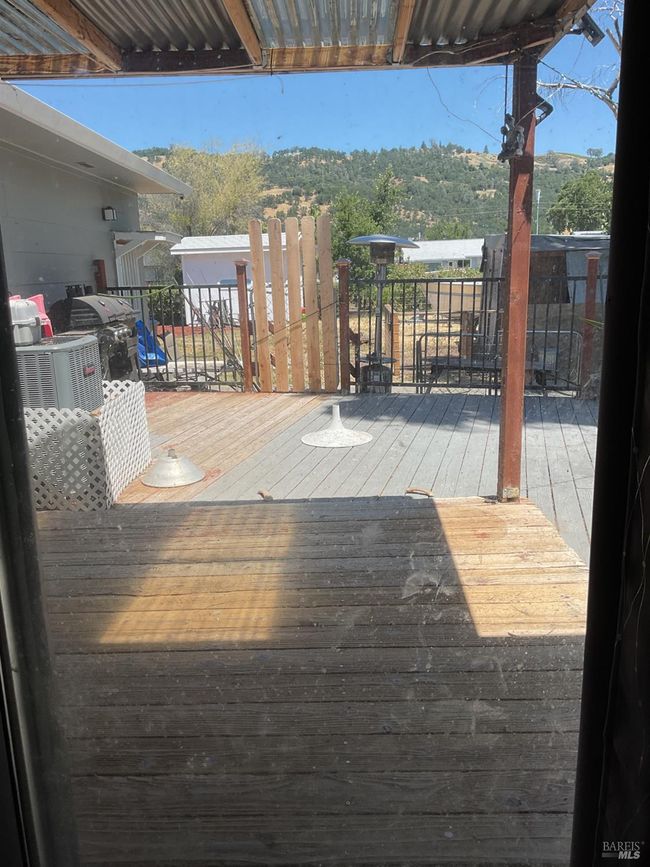 588 Pebble Way, House other with 4 bedrooms, 2 bathrooms and 4 parking in Clearlake Oaks CA | Image 18