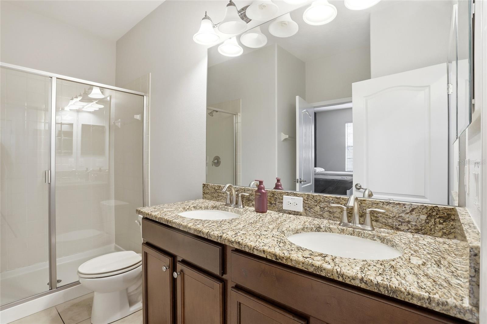 Residential Lease in DAVENPORT 5