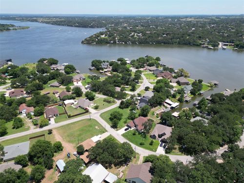 4005 Tahoe Ct, Granbury, TX, 76048-6169 | Card Image