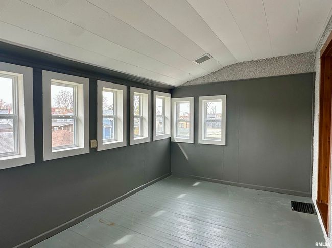 811 7 Th Ave S, House other with 3 bedrooms, 2 bathrooms and null parking in Clinton IA | Image 22