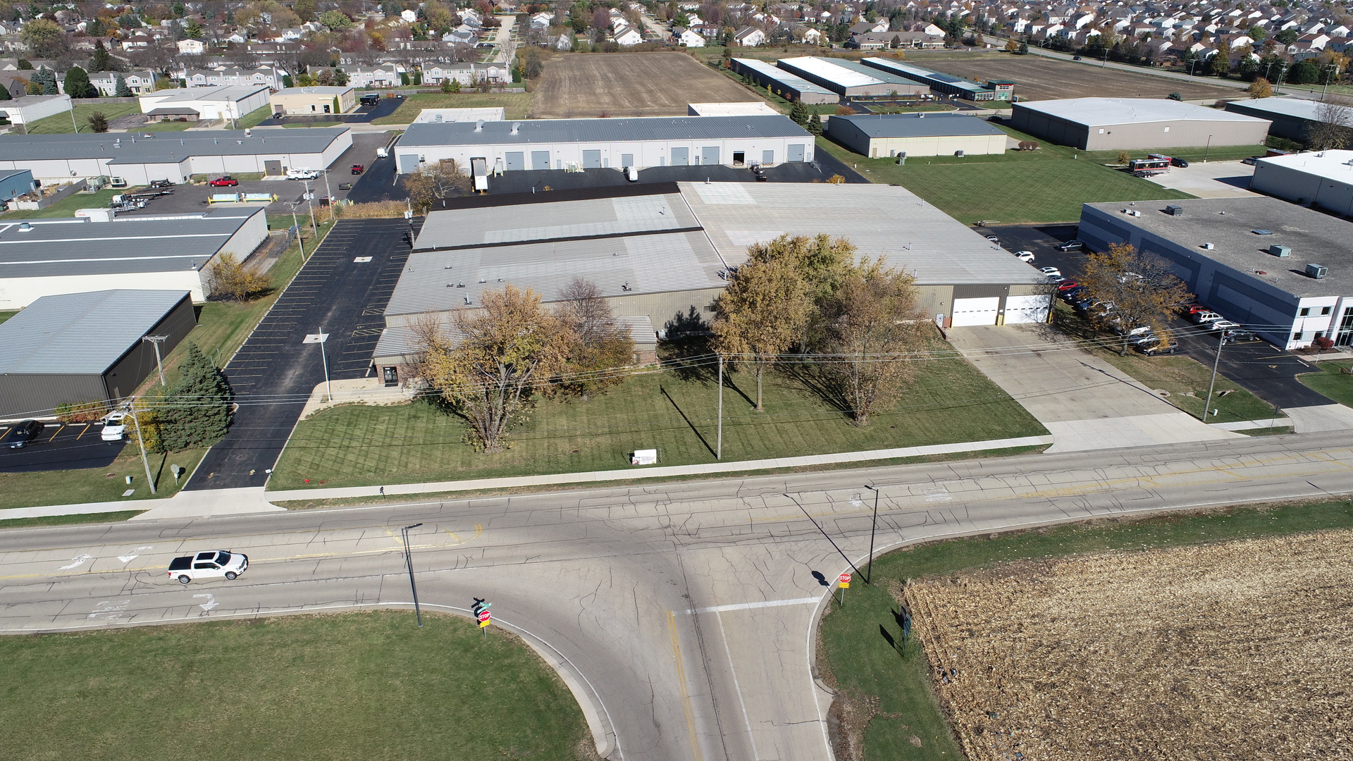 11220 Main St, Huntley, IL 60142