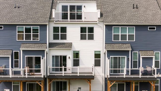 2946 Corston Rd, Condo with 4 bedrooms, 4 bathrooms and null parking in Ann Arbor MI | Image 6