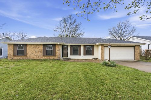 1650 E Swallow St, Springfield, MO, 65804-4322 | Card Image