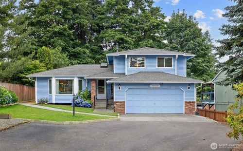 26345 220th Pl Se, Maple Valley, WA, 98038-7425 | Card Image