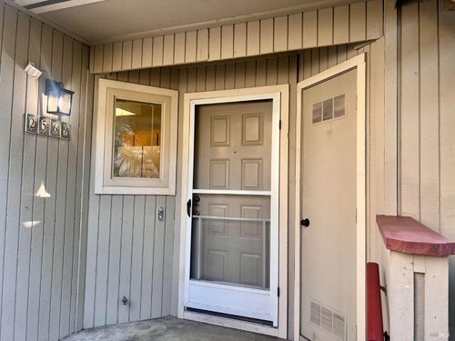 2569 Westberry Dr, Santa Rosa, CA, 95403-7204 | Card Image