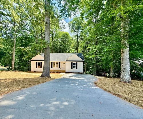 239 Lake Drive 8, Lexington, NC, 27292 | Card Image