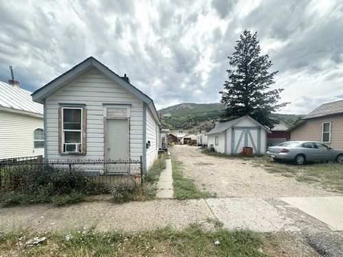 1105 E 4th St, Anaconda, MT, 59711-2705 | Card Image