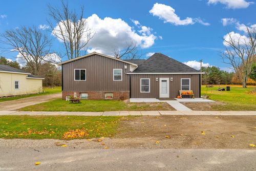 4874 Church St, Applegate, MI, 48401-7721 | Card Image