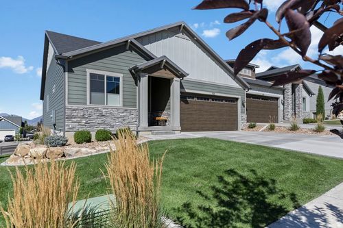 72 W Parkside Loop, Elk Ridge, UT, 84651-5731 | Card Image