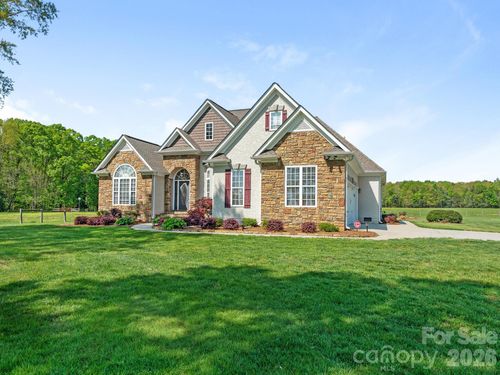 16160 Hopewell Church Rd, Midland, NC, 28107-8293 | Card Image