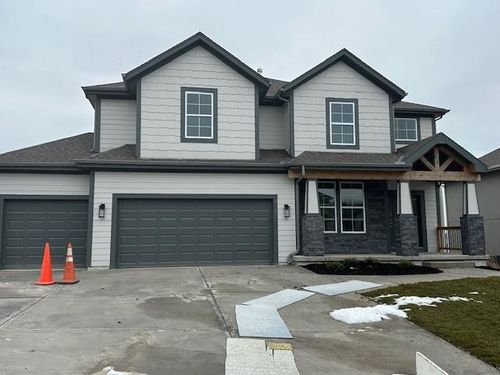 2696 W Park St, Olathe, KS, 66061-3896 | Card Image