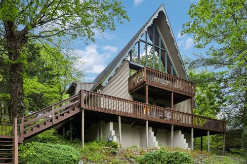 404 Duke Cir, Lancaster, TN, 38569-6000 | Card Image