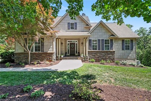 242 Harbor Dr E, Lexington, NC, 27292-7665 | Card Image