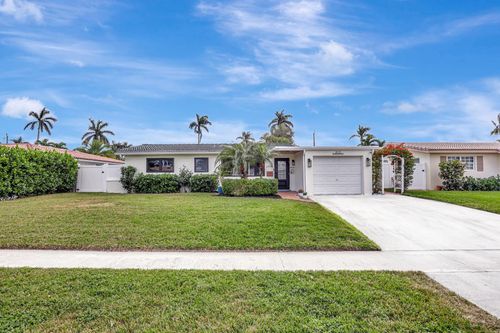 912 Se 16th Ct, Deerfield Beach, FL, 33441-7429 | Card Image