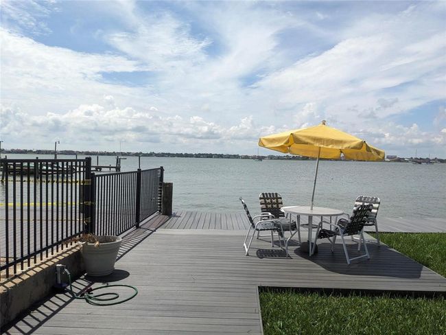 APT-22 - 3535 Nasa Pkwy, Townhouse with 1 bedrooms, 1 bathrooms and null parking in Seabrook TX | Image 5