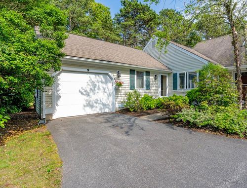 9 Pacific Ave, Mashpee, MA, 02649-2849 | Card Image