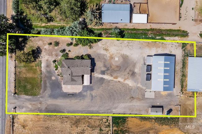 4074 N 2200 E, House other with 3 bedrooms, 2 bathrooms and 1 parking in Filer ID | Image 39