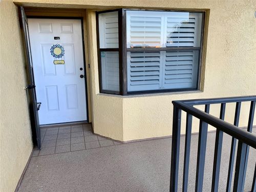 apt-401-5775 Park St N, ST PETERSBURG, FL, 33709-6325 | Card Image