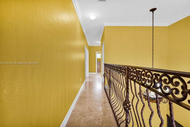 16732 Nw 89 Th Pl, House other with 4 bedrooms, 3 bathrooms and null parking in Miami Lakes FL | Image 40