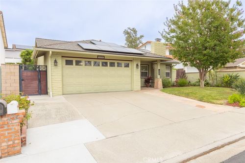 26581 Otay Cir, Mission Viejo, CA, 92691-1935 | Card Image