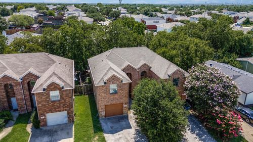 a-430 Woodgrove Dr, Little Elm, TX, 75068-5561 | Card Image