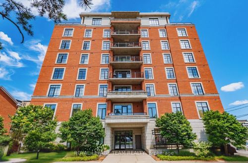 210-327 Breezehill Ave S, Ottawa, ON, K1Y1R6 | Card Image