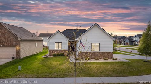 328 Hidden Riv E, Holly, MI, 48442-2029 | Card Image