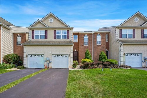 390 Auburn Ct, SOUDERTON, PA, 18964-2296 | Card Image