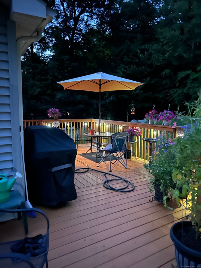27 Fieldstone Ter, House other with 3 bedrooms, 2 bathrooms and null parking in Naugatuck CT | Image 27