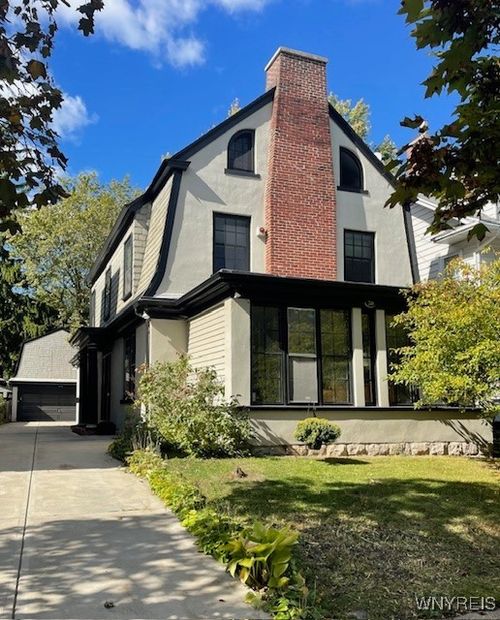 20 Berkley Pl, Buffalo, NY, 14209-1002 | Card Image