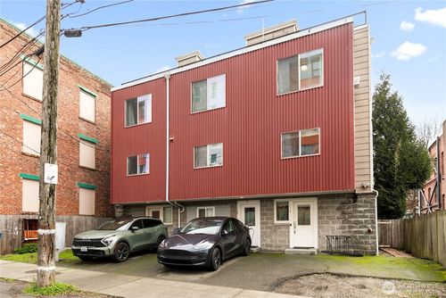 116 13th Ave, Seattle, WA, 98122-5423 | Card Image