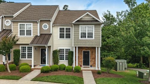 40 Rowse Dr, Lynchburg, VA, 24502-4062 | Card Image