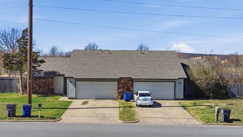 6538 S Yorktown Ave, Tulsa, OK, 74136-0905 | Card Image