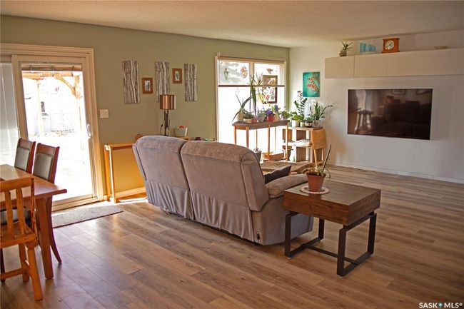217 10 Th Ave W, House other with 3 bedrooms, 2 bathrooms and 3 parking in Kindersley SK | Image 6