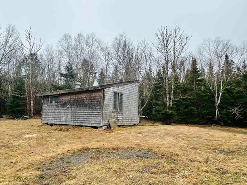 242 Noyes Rd, Stewartstown, NH, 03576-5561 | Card Image