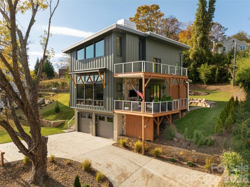 249 Fairway Dr, Asheville, NC, 28805-2449 | Card Image