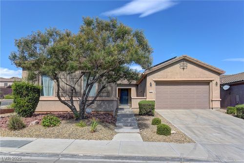 225 Palmetto Pointe Dr, Henderson, NV, 89012-5014 | Card Image
