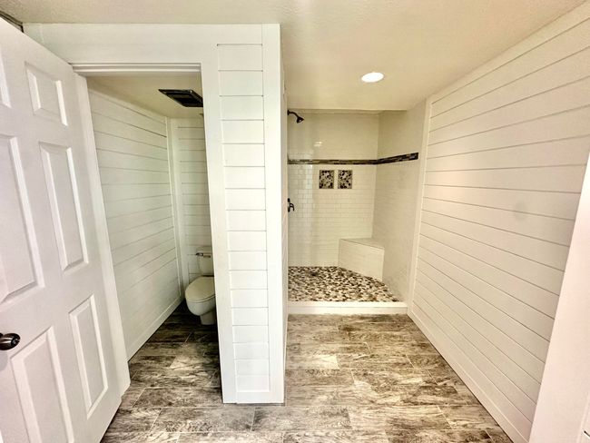 Primary bath | Image 13