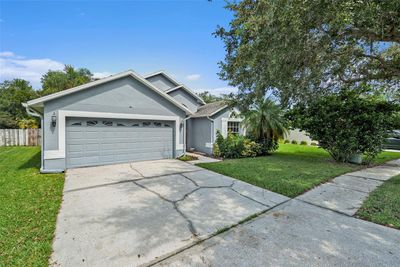 32033 Brookstone Drive, House other with 3 bedrooms, 2 bathrooms and null parking in Wesley Chapel FL | Image 3