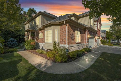 15045 Friar Ln, Shelby Township, MI, 48315-2120 | Card Image