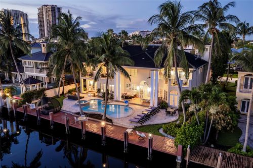 7 Pelican Dr, Fort Lauderdale, FL, 33301-1521 | Card Image