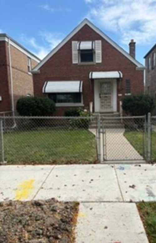 10505 S Rhodes Ave, Chicago, IL, 60628-2939 | Card Image