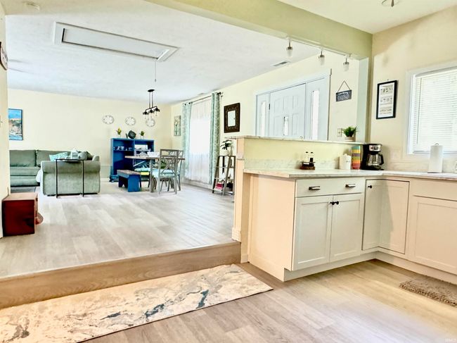 0731 S June Dr, House other with 3 bedrooms, 2 bathrooms and null parking in Cromwell IN | Image 4