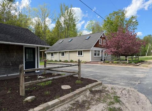 157 Picketts Corners Rd, Saranac, NY, 12981-3268 | Card Image