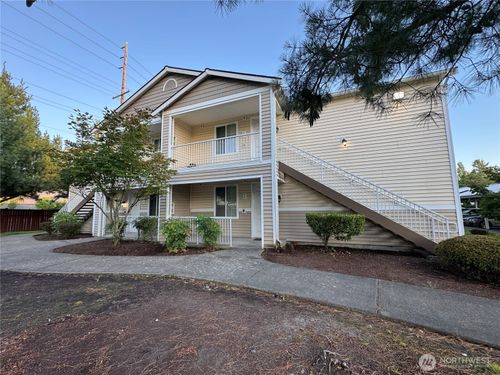unit-112-18527 101st Avenue Ct E, Puyallup, WA, 98375-1815 | Card Image