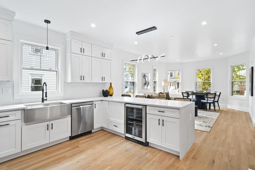 apt-1-69 Marlboro St, Belmont, MA, 02478-3780 | Card Image