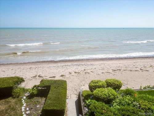 3325 Berry Dr, Burtchville, MI, 48059-2501 | Card Image